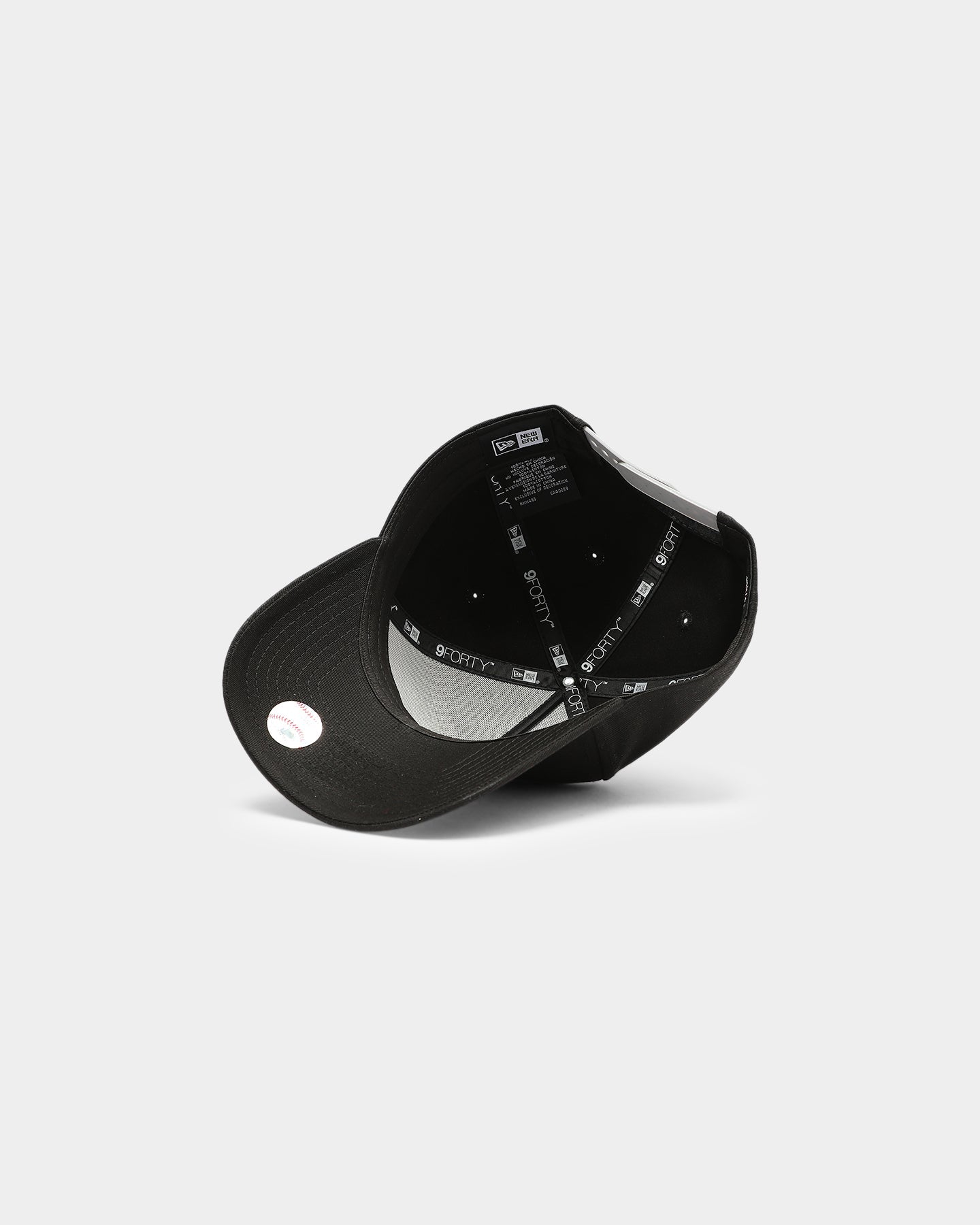 New Era New York Yankees 9FORTY A-Frame Reflective Logo Snapback Black/3M
