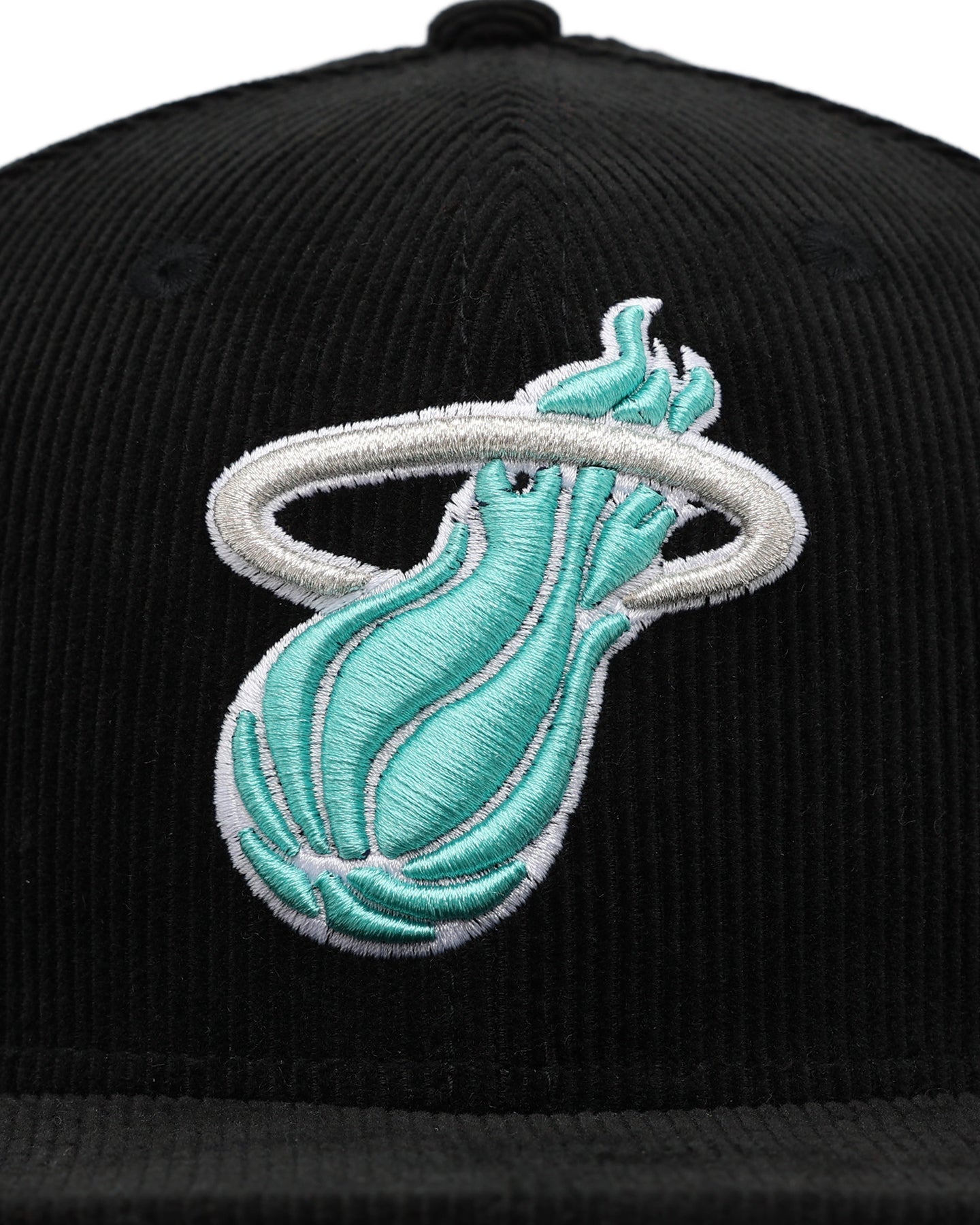 New Era Miami Heat 'Black Cord Blue Tint' 59FIFTY Fitted Black