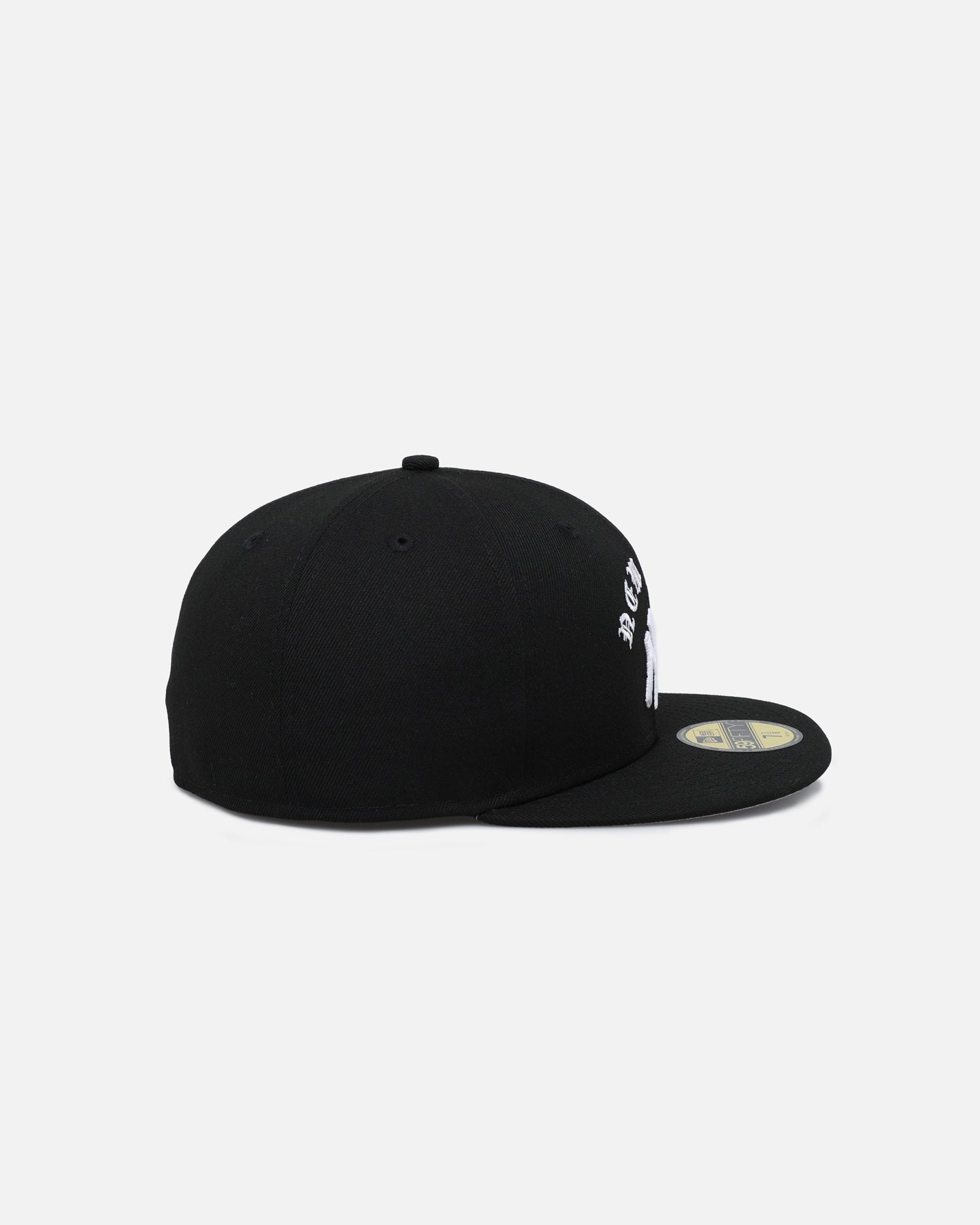 New Era New York Yankees 'Gothic Arch' 59FIFTY Fitted Black/White