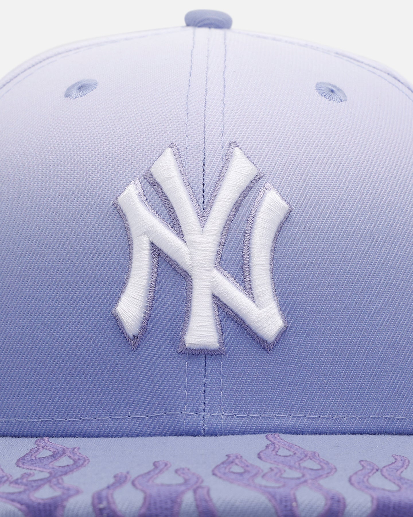 New Era New York Yankees 'Sundye Flames' 59FIFTY Fitted Lavender