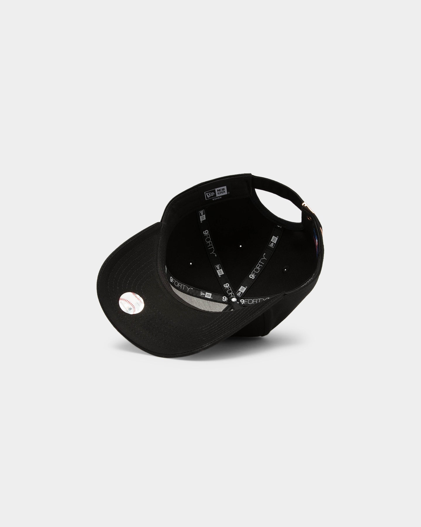 New Era Women's New York Yankees 9FORTY A-Frame Strapback Black/Rose Gold