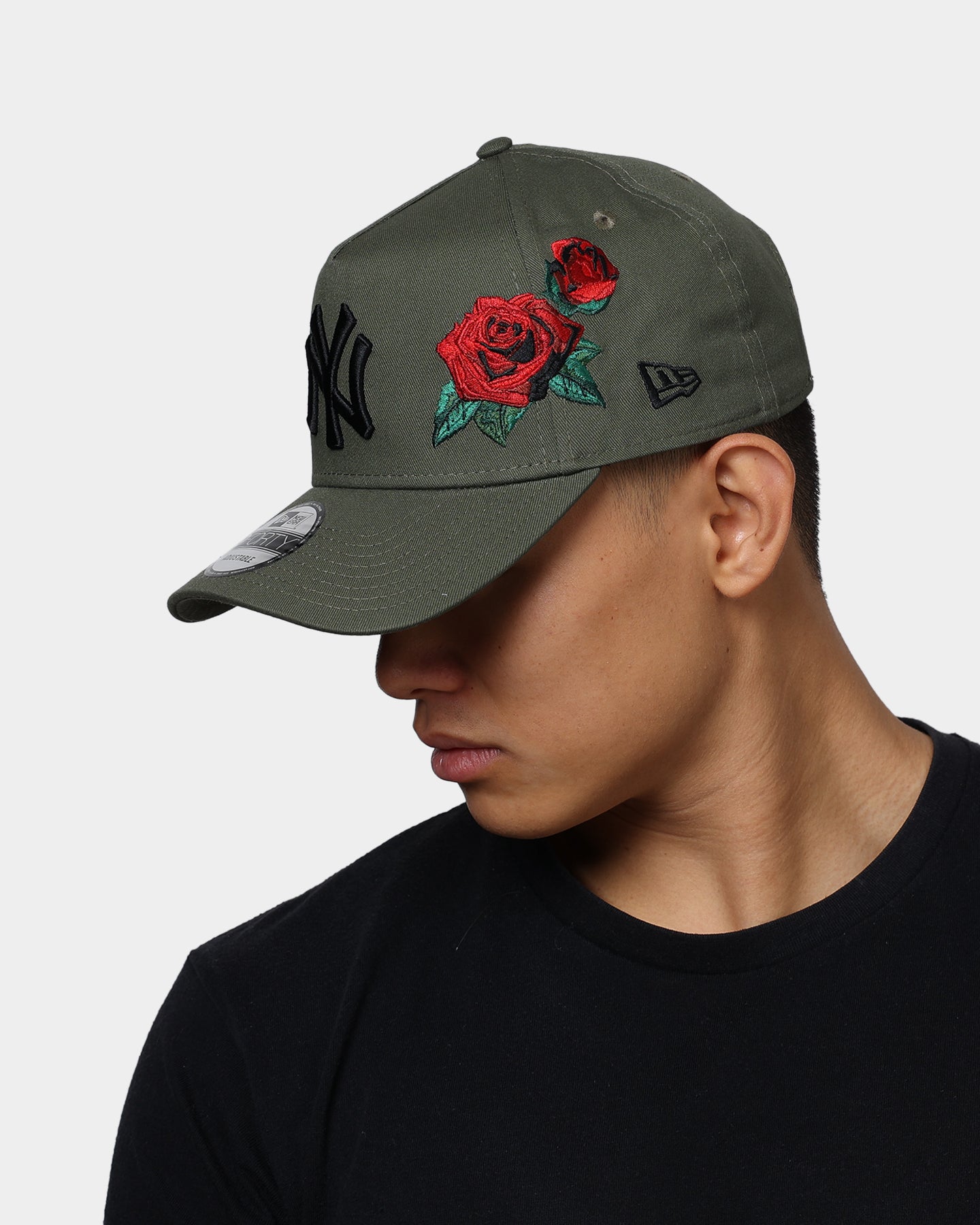 New Era New York Yankees Rose Hit 9FORTY A-Frame Snapback Olive/Black