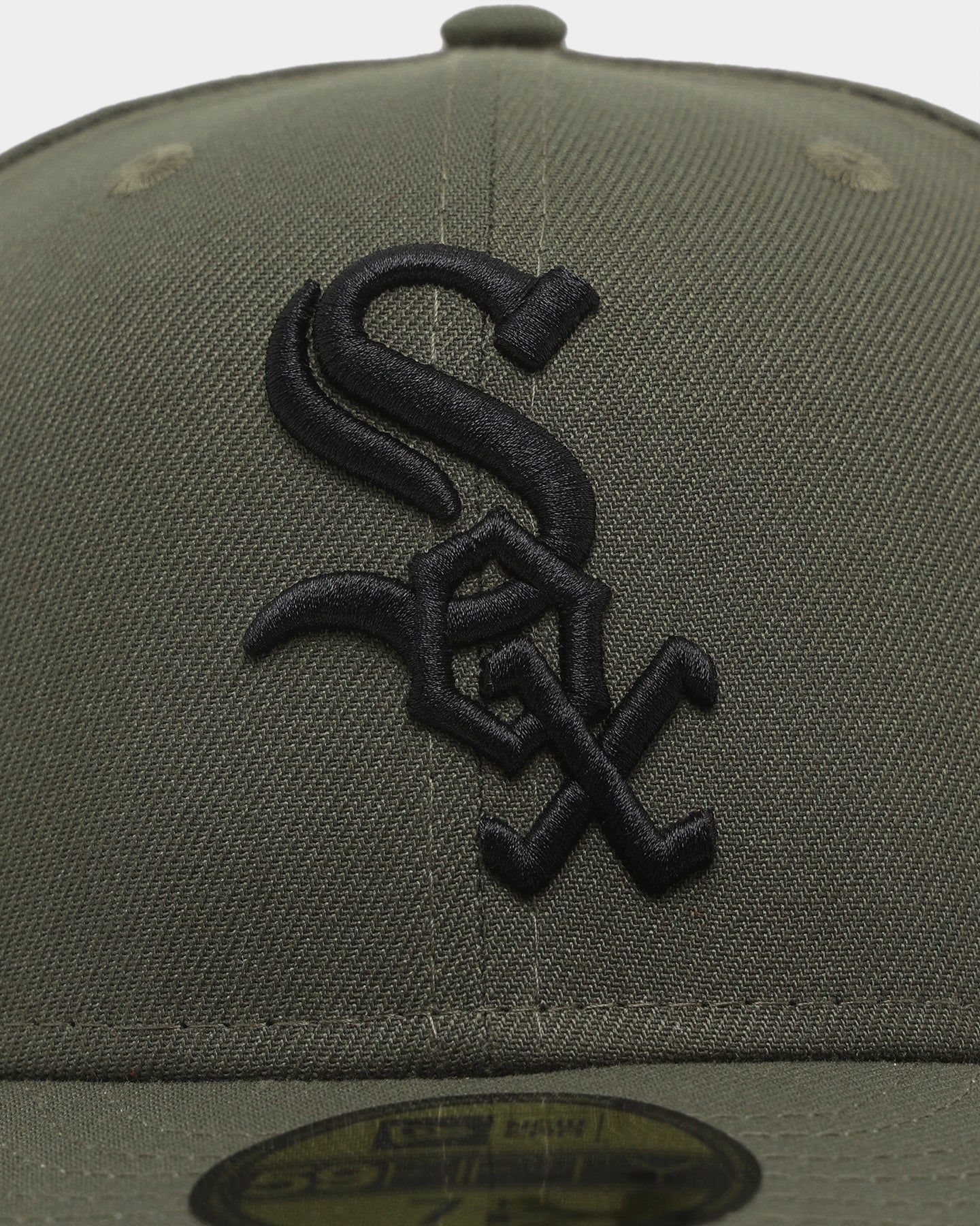 New Era Chicago White Sox 'Olive Black' 59FIFTY Fitted Olive/Black